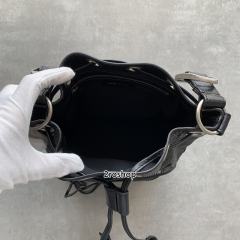 발렌시아가버킷백