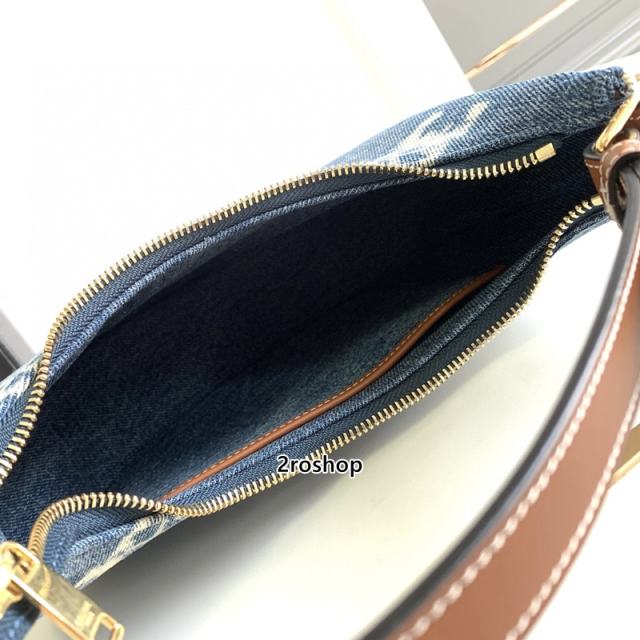 셀린느아바백미듐