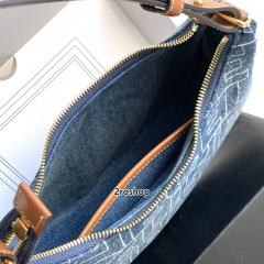 셀린느아바백미듐