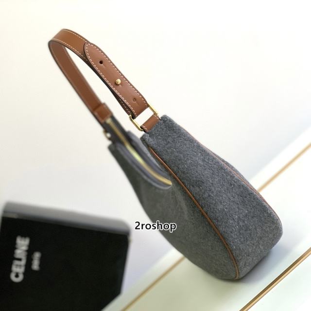 셀린느아바백미듐