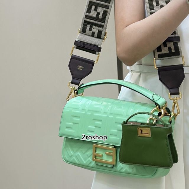 펜디바게트백미듐