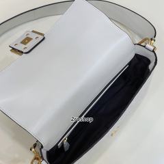 펜디바게트백미듐