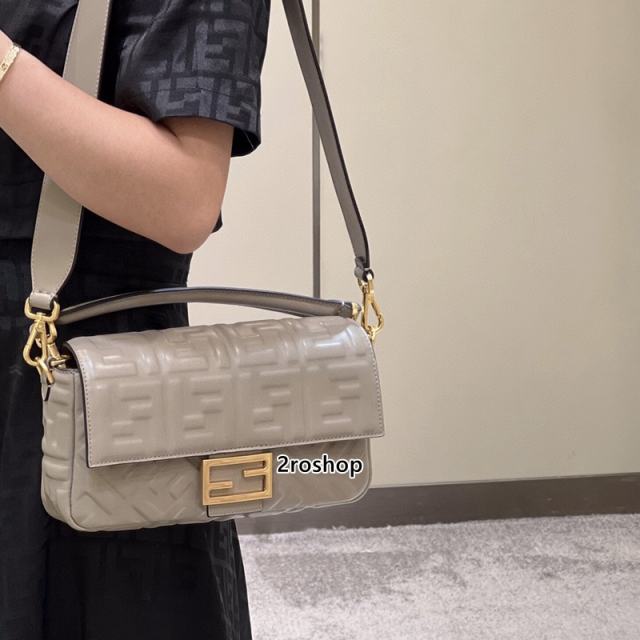 펜디바게트백미듐