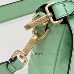 펜디바게트백미듐