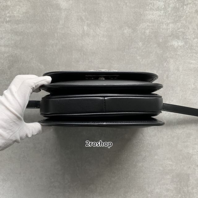 셀린느트리오페크로스백블랙