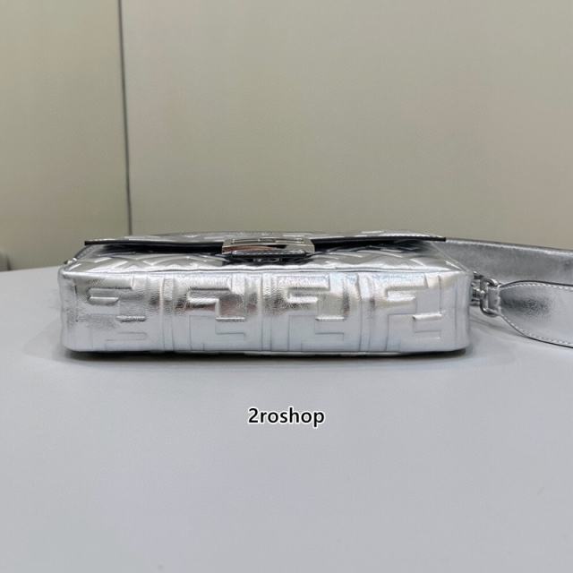 펜디바게트백미듐