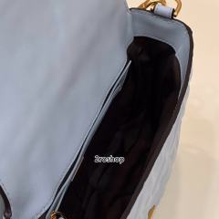 펜디바게트백미듐