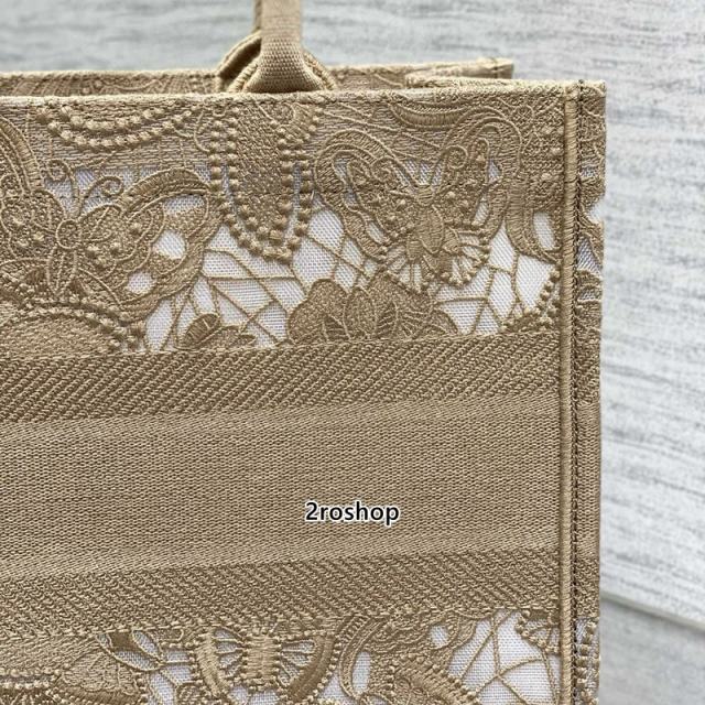 디올북토트백미듐베이지