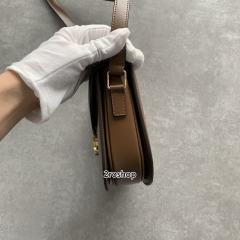 셀린느트리오페틴베사체백브라운