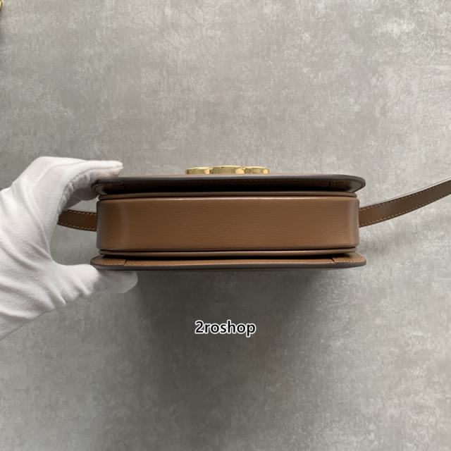 셀린느트리오페틴베사체백브라운