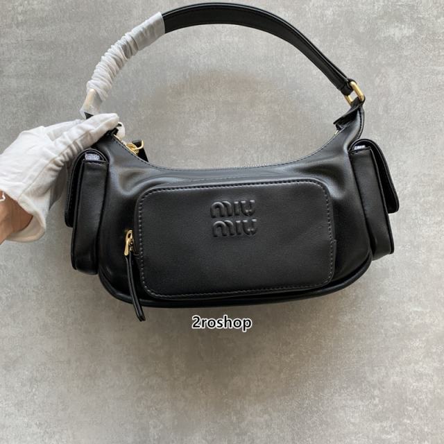 미우미우포켓백블랙