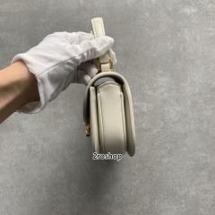 셀린느트리오페틴베사체백화이트