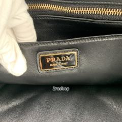 프라다토트백블랙