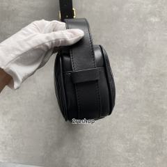 미우미우마테라쎄나파가죽숄더백블랙