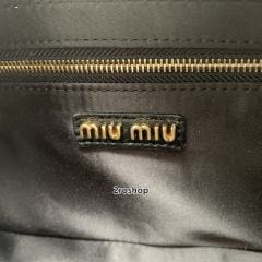 미우미우마테라쎄나파가죽숄더백블랙