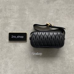 미우미우마테라쎄나파가죽숄더백블랙