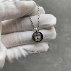 디올목걸이