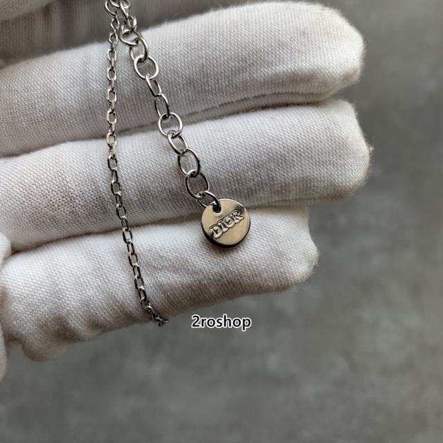 디올목걸이