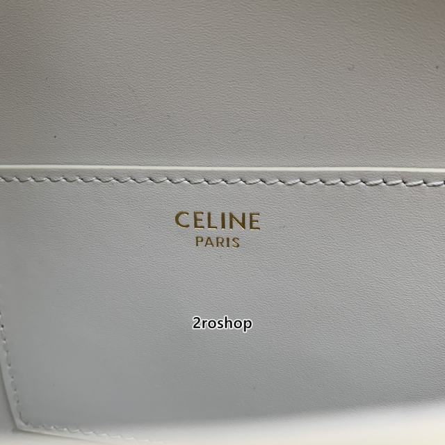 셀린느타부스트랩클러치화이트