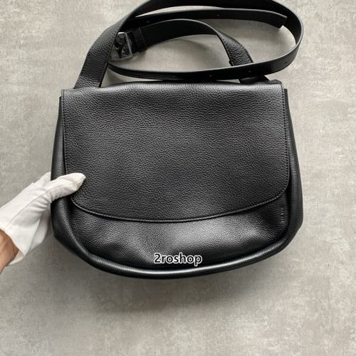 더로우메일숄더백블랙