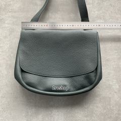 더로우메일숄더백그린