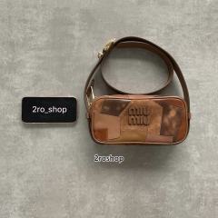 미우미우숄더백브라운