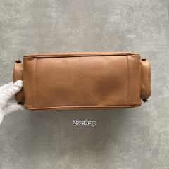 미우미우포켓숄더백