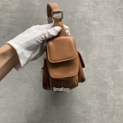 미우미우포켓숄더백브라운