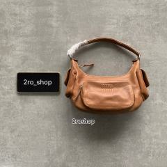 미우미우포켓숄더백브라운