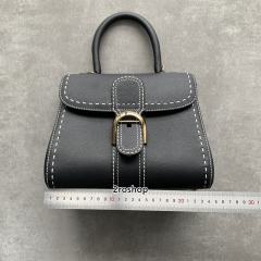 델보브리앙토트백