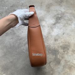 셀린느엘로이즈백브라운