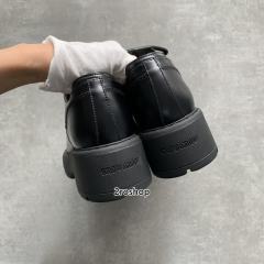 미우미우로퍼블랙