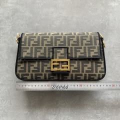 펜디캔버스바게트백미듐