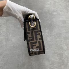 펜디캔버스바게트백미듐