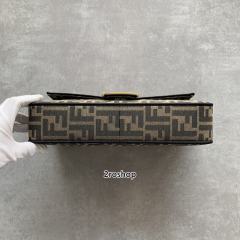 펜디캔버스바게트백미듐