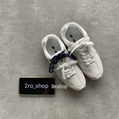 미우미우스니커즈