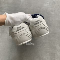 미우미우스니커즈