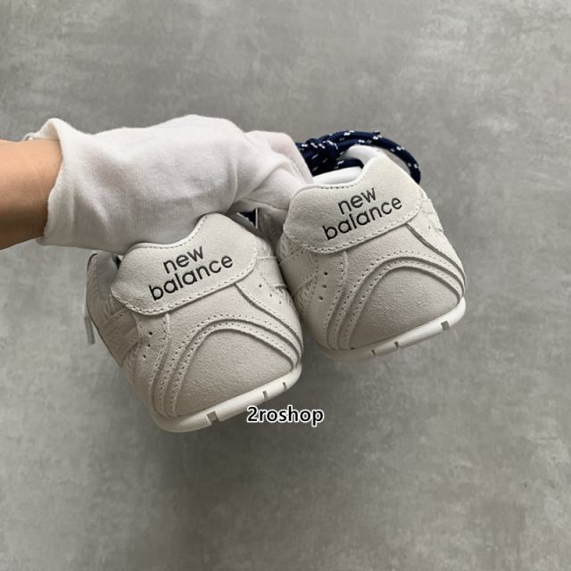 미우미우스니커즈