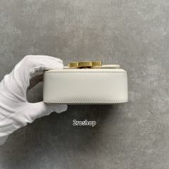 셀린느트리오페미니백