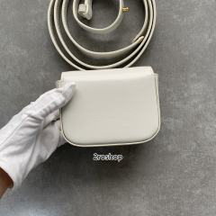 셀린느트리오페미니백