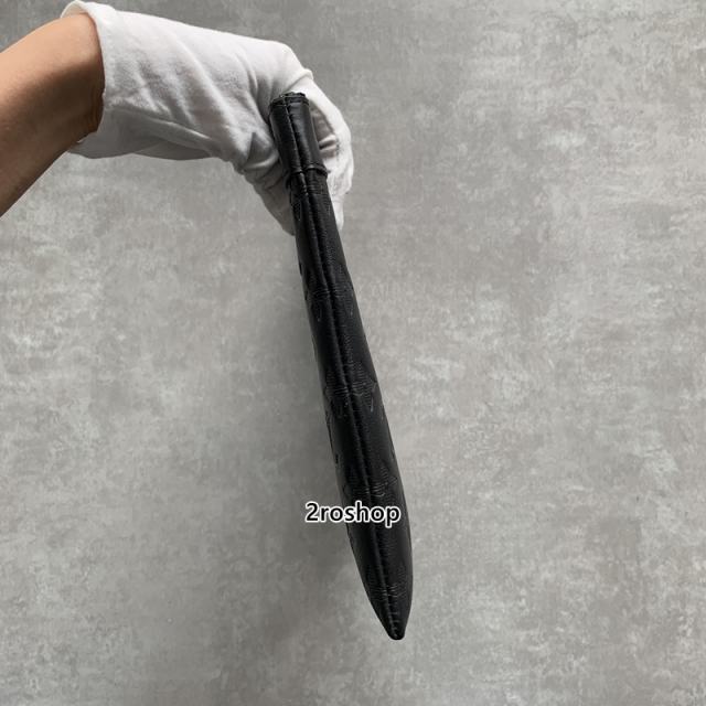 루이비통포쉐트클러치30cm