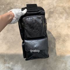 발렌시아가포켓백라지블랙