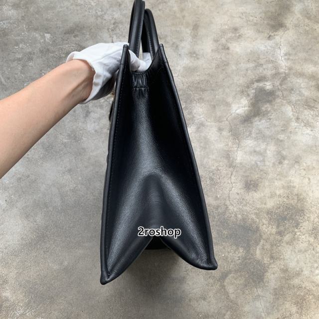디올북토트스트랩백미듐블랙