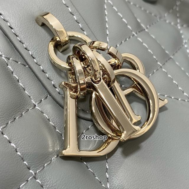 디올뚜주흐백스몰그레이