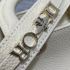 디올레이디디사이어백스몰화이트