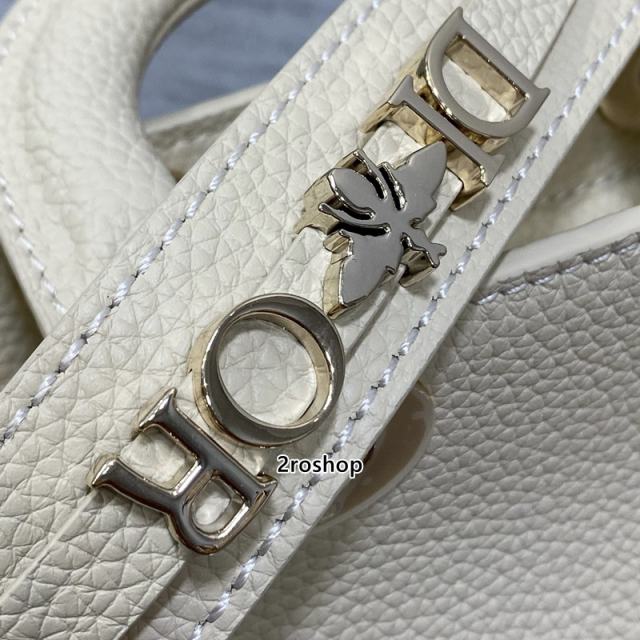 디올레이디디사이어백스몰화이트