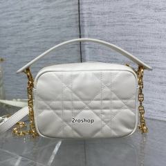 디올카로백화이트진주