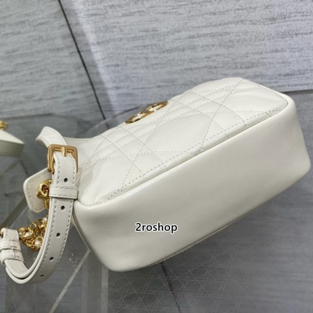 디올카로백화이트진주