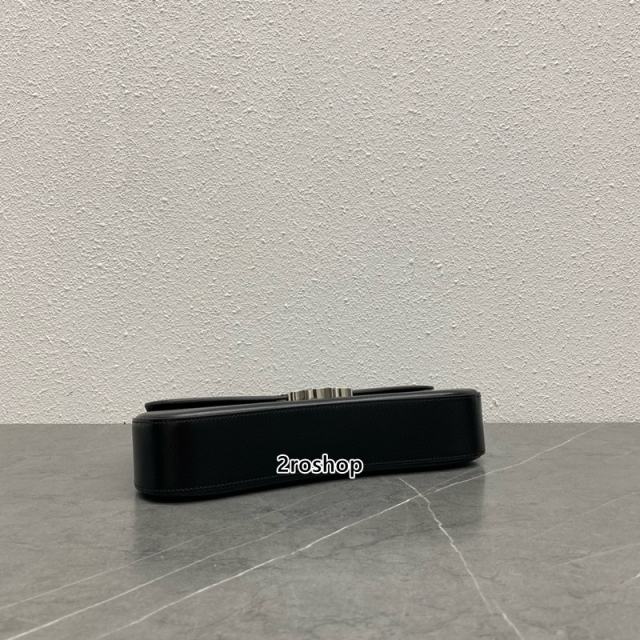 셀린느롤라백미듐블랙