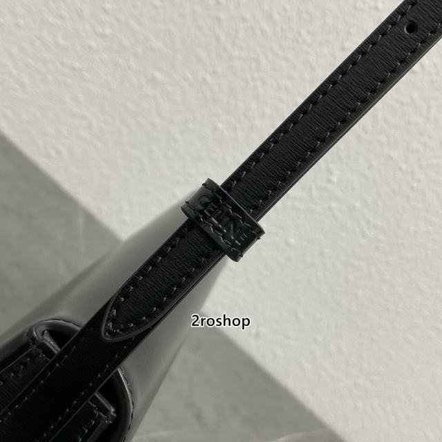 셀린느롤라백미듐블랙